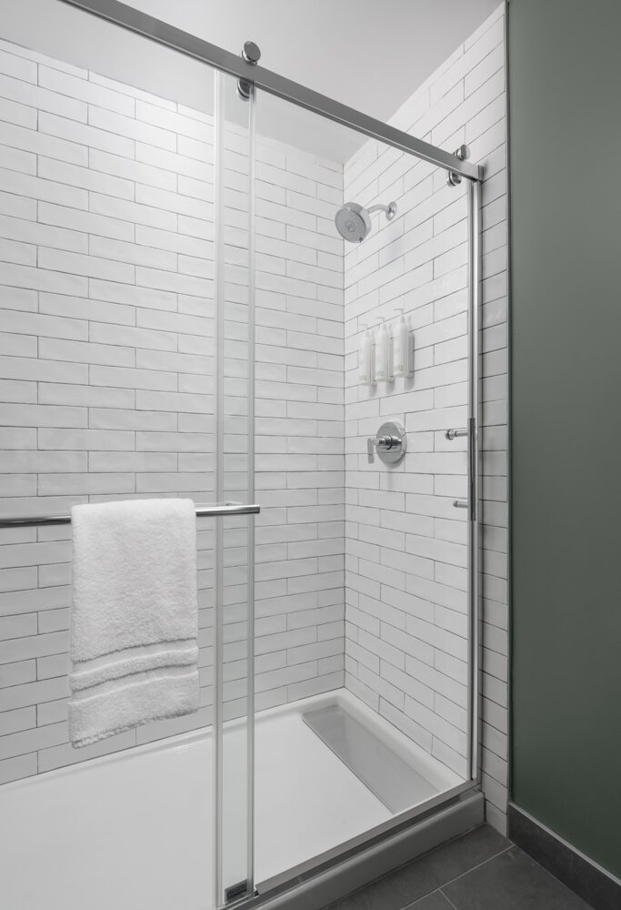 Standard Shower