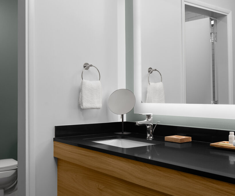 Standard Vanity